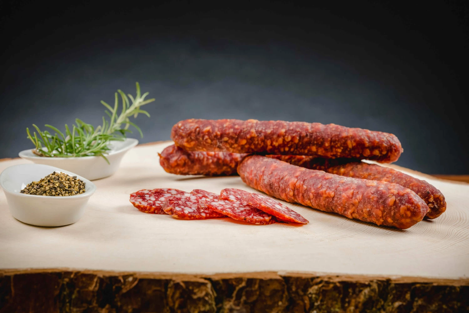 Hirschkaminwurzen Knabberwurzen, 340gr. 5 Stk. - Metzgerei Mair 2 Hirschkaminwurzen Knabberwurzen, 340gr. 5 Stk. - Metzgerei Mair – Bild 2