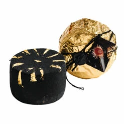 "Luce", Hartkäse Aus Kuhmilch Mit Traubenkernöl, Holzkohle, Algen & Blattgold, 0,6 Kg - Degust